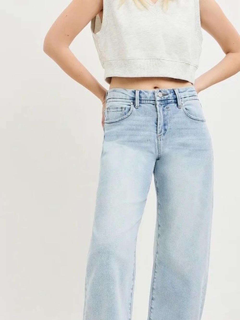 Pepe Jeans London Risen High Rise Light Wash Cropped Barrel Size 28?